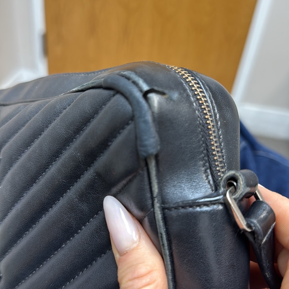 Yves Saint Laurent Black Quilted Leather Camera Bag with Gold Logo - Picture 9 of 17